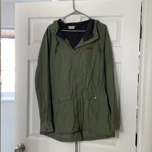 Olive green Columbia coat - like new